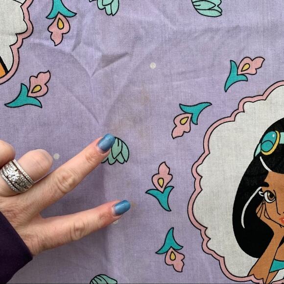 Vintage 90s Disney’s Aladdin Jasmine curtain set two panels one tie sash 39x66 - Picture 4 of 13